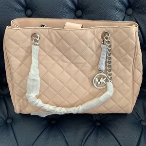 Michael Kors Large Susannah Tote in Blush